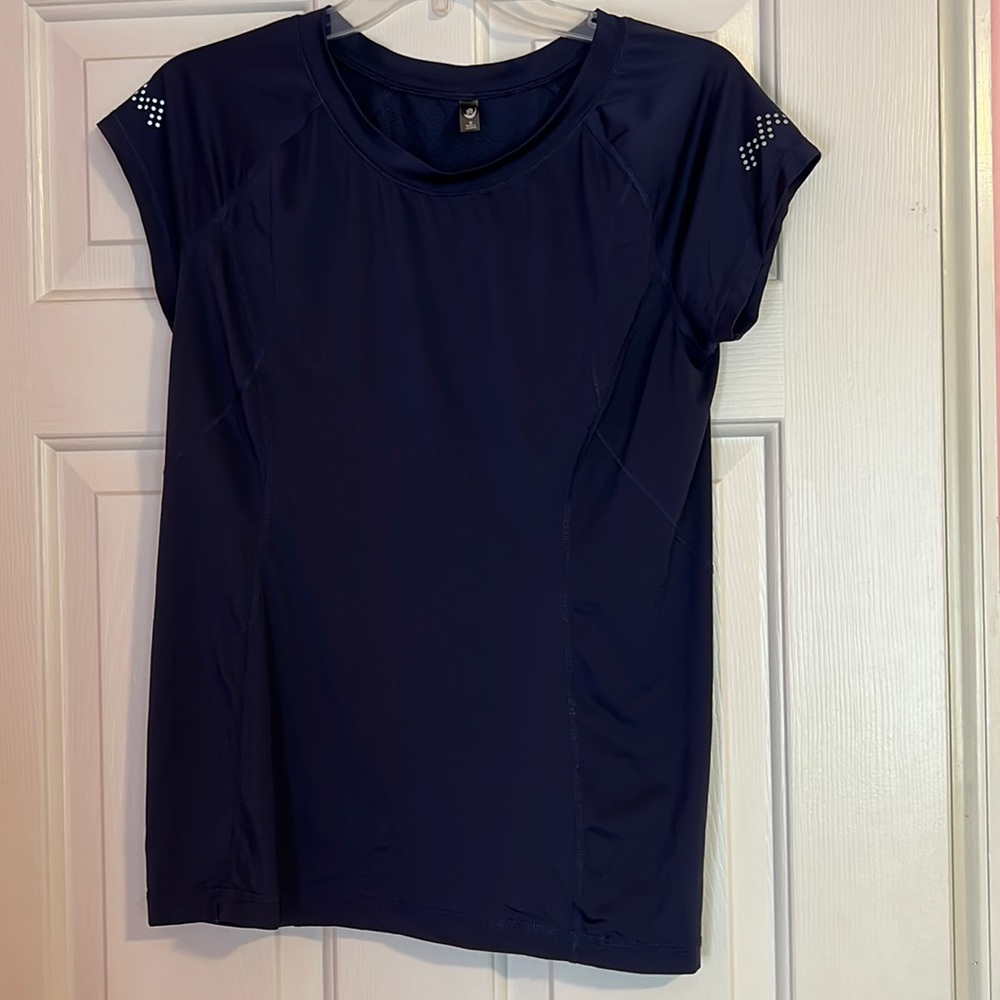 Navy blue short sleeve work out top lightweight.